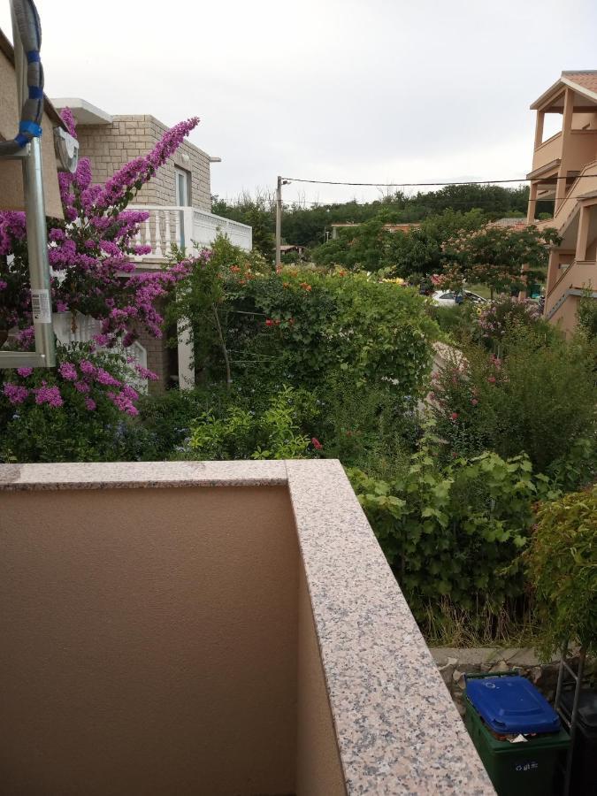Apartmani Danijela โลปาร์ ภายนอก รูปภาพ